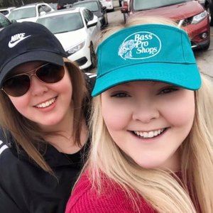 Meet your Posher, Marina